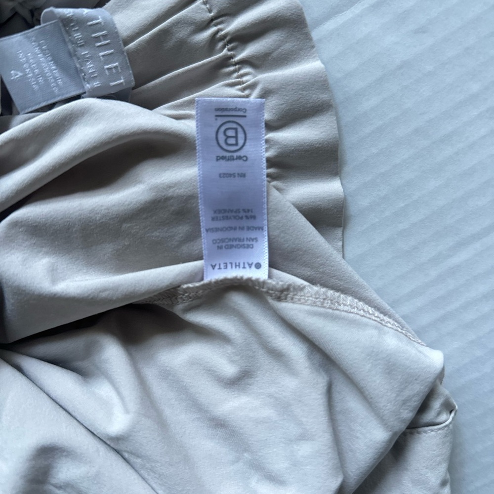 Athleta Skyline Pant ll Paperbag Pants Size‎ 4 - Picture 6 of 11